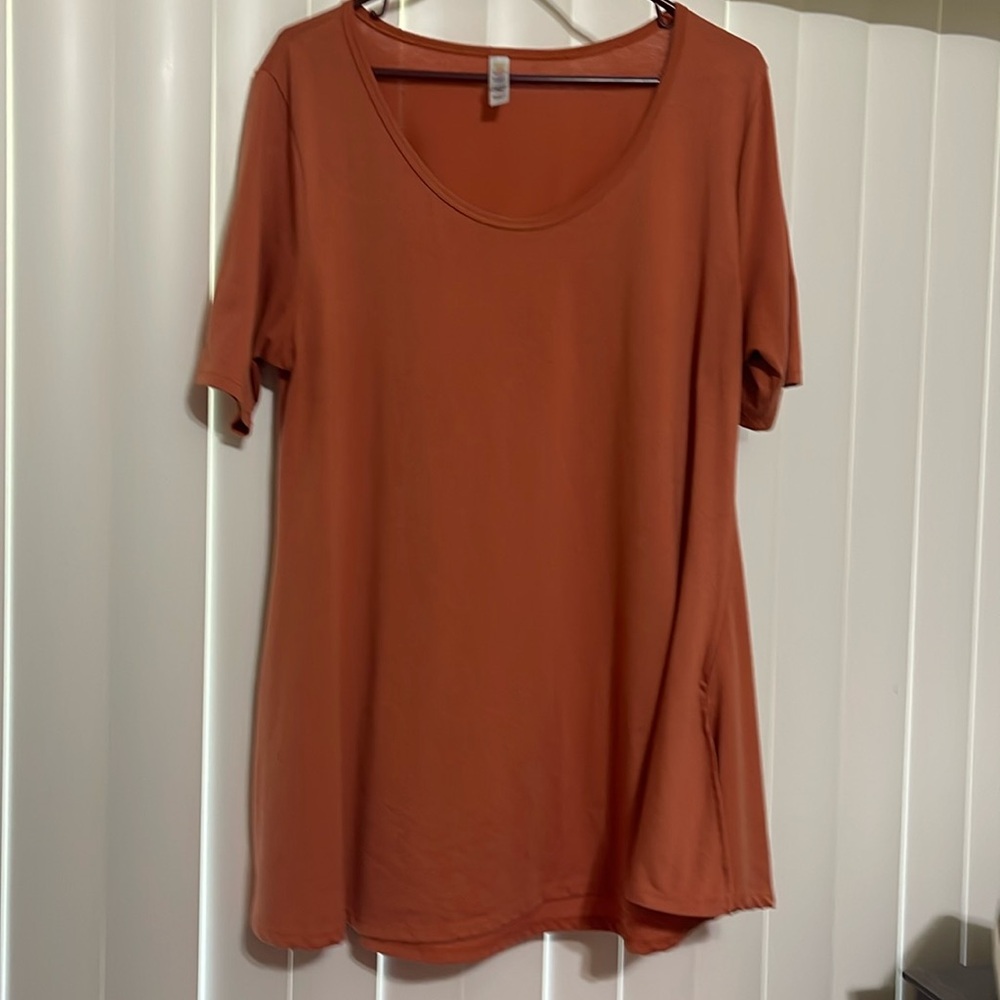 Lularoe Perfect T
